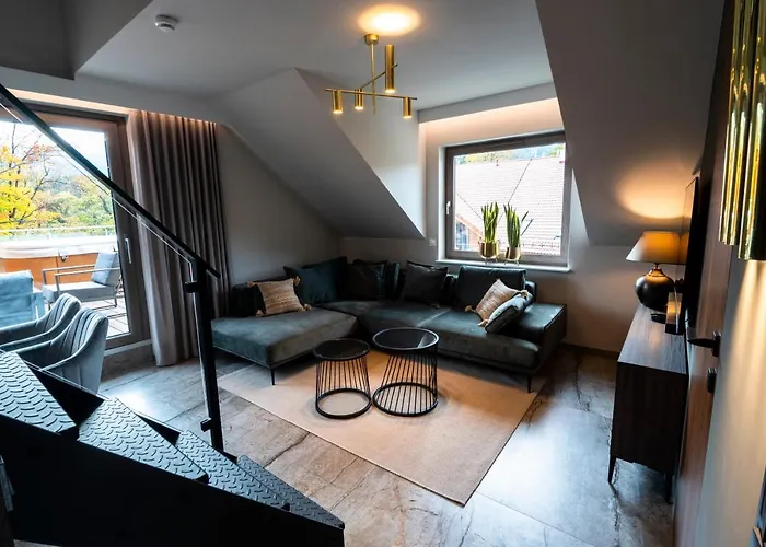 Szklarska View Luxury Jacuzzi Apartamento *