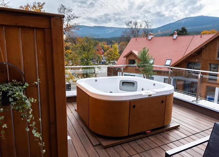 Szklarska View Luxury Jacuzzi * Szklarska Poreba